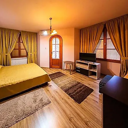 Family Ogi Hotel 3*